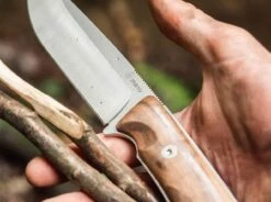 Blaze D2 Walnut -Pro Messer Verkauf manly blaze d2 walnut 02ml012 9 1280x1280